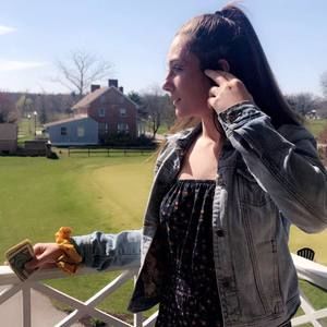 Meet your Posher, Madelynn